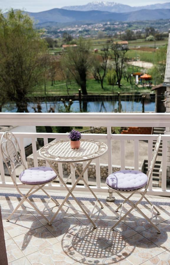 Apartment Luxury Leonarda On The River Vrljika Imotski