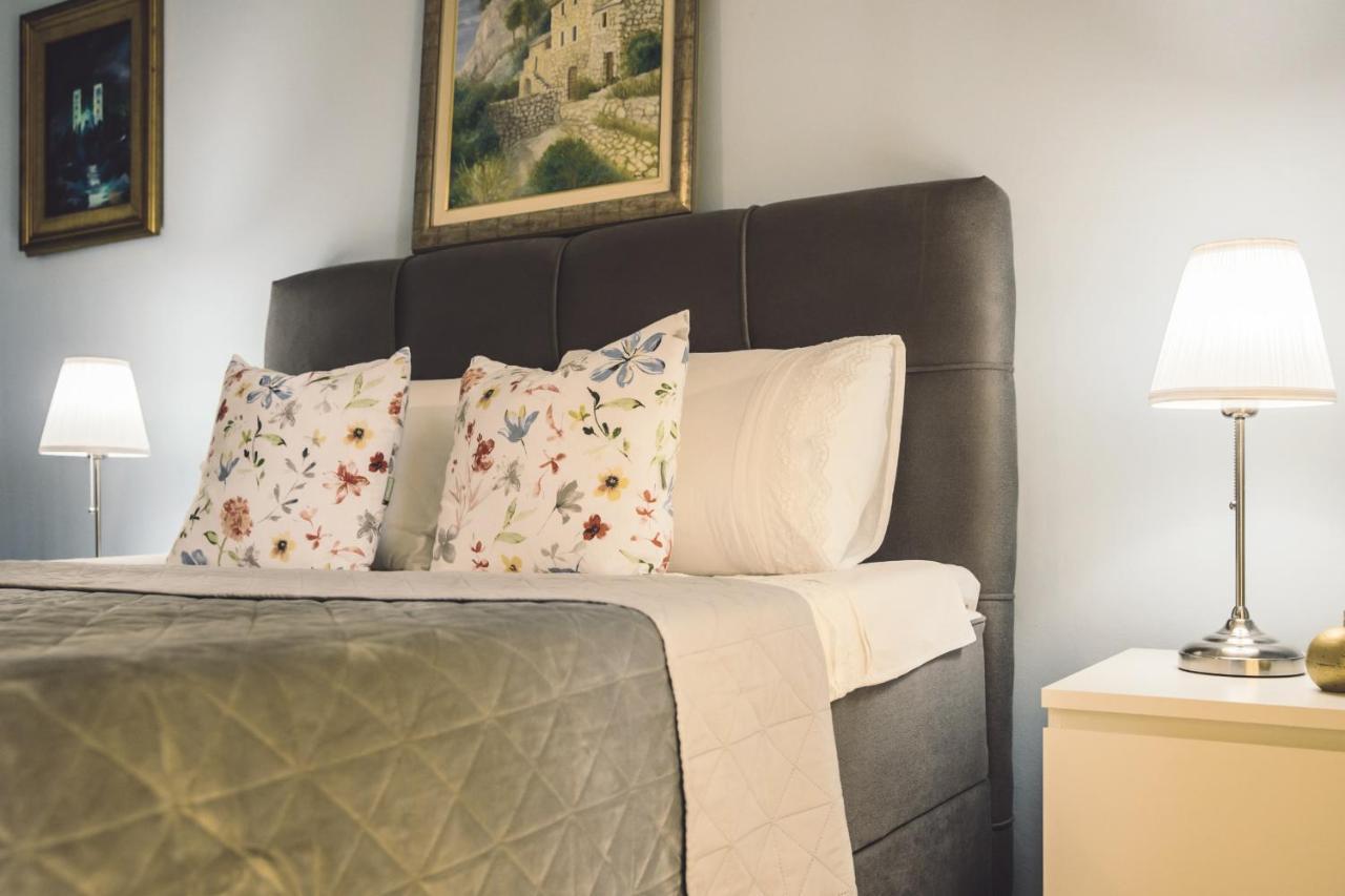 Apartment Luxury Leonarda On The River Vrljika *
