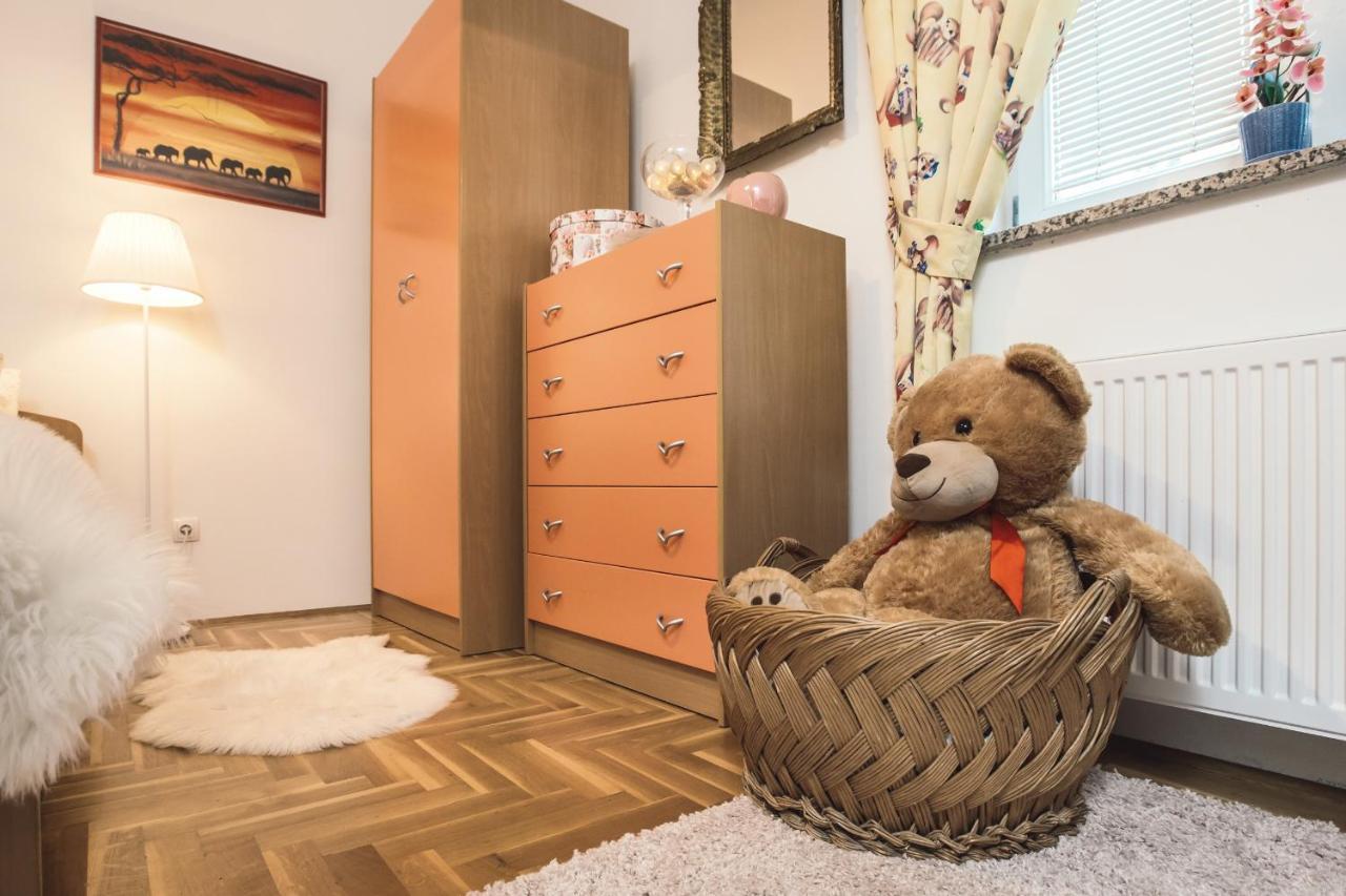 Apartment Luxury Leonarda On The River Vrljika Imotski
